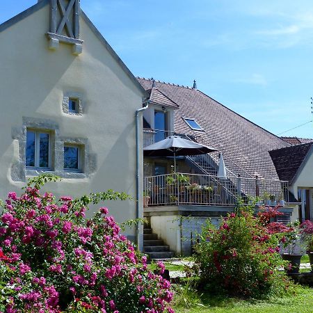 Val De La Nef Acomodação com café da manhã Joux-la-Ville Exterior foto